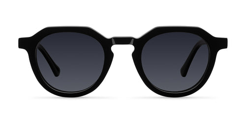 Eye All Black